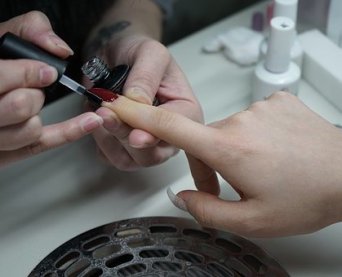 курс рисунка для мастеров ногтевого сервиса дизайн ногтей, рисунок на ногтях